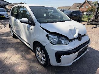 Volkswagen Up! 1.0 BMT move up! picture 4