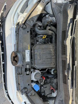 Volkswagen Up! 1.0 BMT move up! picture 14