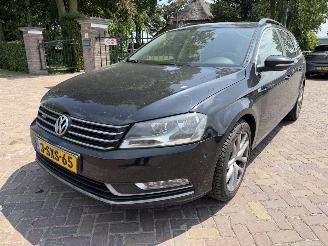 skadebil auto Volkswagen Passat 1.6 TDI Comfortline Executive Edition BlueMotion 2014/1
