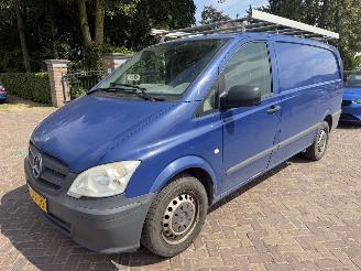 krockskadad bil bedrijf Mercedes Vito 116 CDI 320 Lang  Luxe 2011/5