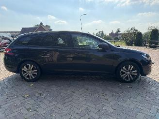 Peugeot 308 1.6 BlueHDI Blue Lease Pack picture 5