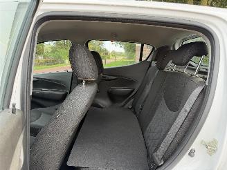 Opel Karl 1.0 ecoFLEX 120 Jaar Edition picture 6