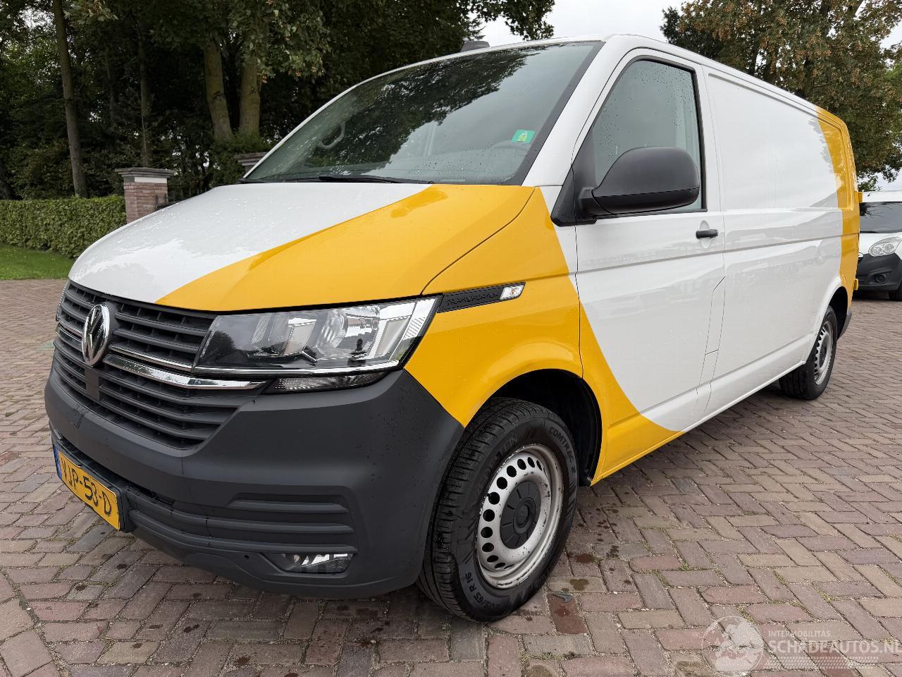 Volkswagen Transporter 2.0 TDI L2H1