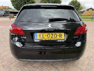 Peugeot 308 1.2 PureTech Blue Lease Executive picture 10