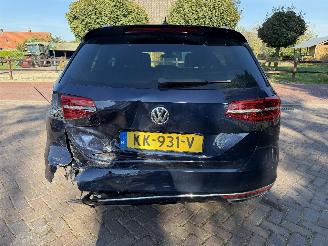 Volkswagen Passat Variant 2.0 TDI Connected Series Plus picture 6