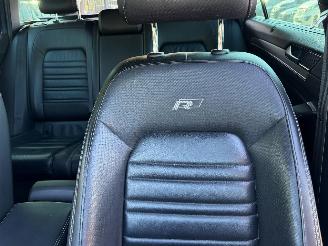 Volkswagen Passat Variant 2.0 TDI Connected Series Plus picture 16