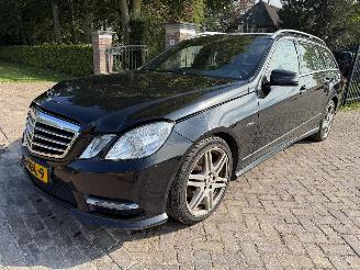 Damaged car Mercedes E-klasse Estate 200 CDI Business Class Avantgarde 2012/1