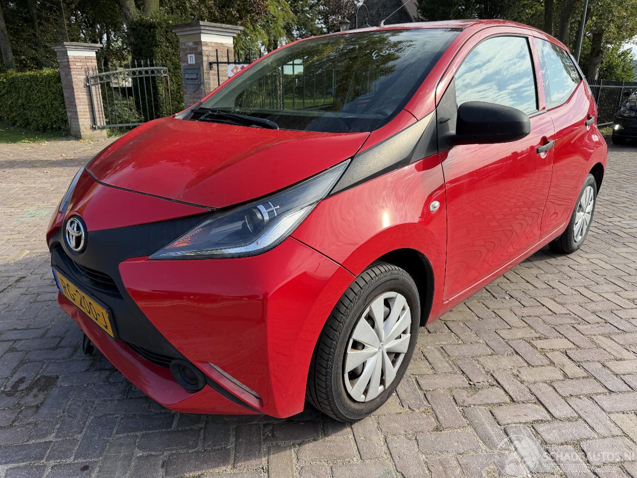 Toyota Aygo 1.0 VVT-i x-fun