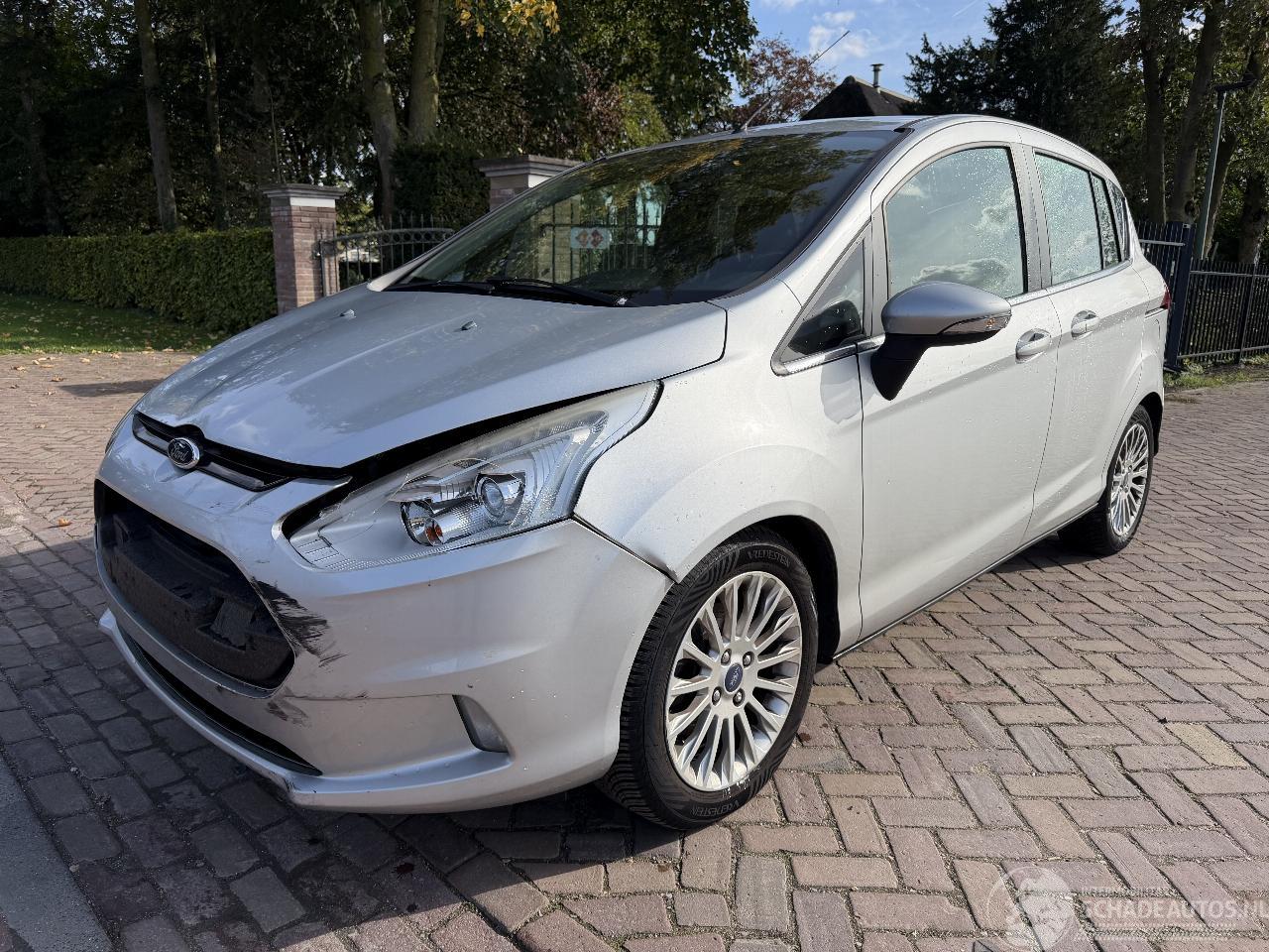Ford B-Max 1.0 EcoBoost Titanium
