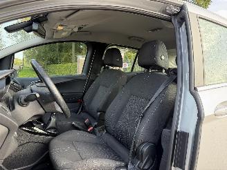 Ford B-Max 1.0 EcoBoost Titanium picture 13