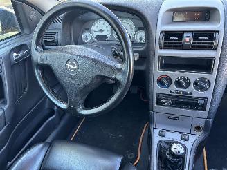 Opel Astra 1.8 16v coupe picture 7