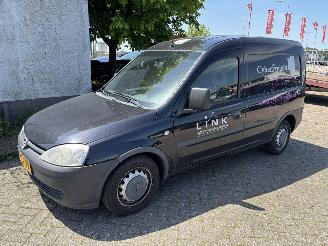 skadebil bedrijf Opel Combo 1.4i 16v airco 2010/11