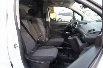 Opel Combo 1.5D Innovation Lang Airco Navi Cruise Stoelverw. Keyless Entry + Go 96KW picture 11