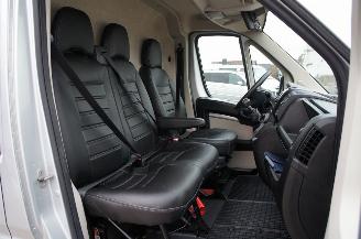 Peugeot Boxer 2.2 HDi L2H2 Airco Cruise Camera Trekhaak 96KW Euro 6 picture 11