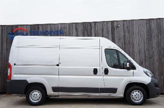 Peugeot Boxer 2.2 HDi L2H2 Airco Cruise Camera Trekhaak 96KW Euro 6 picture 4