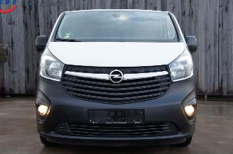 Opel Vivaro 1.6 CDTi BiTurbo 9-Persoons Lang Airco Navi Cruise 92KW Euro 6 picture 6