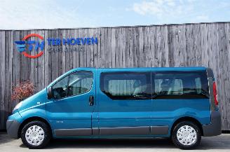 Schadeauto Renault Trafic 2.0 DCi Lang 9-Sitzer Klima Metallic 84KW Euro 4 2008/5