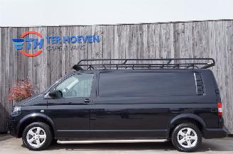 Schadeauto Volkswagen Transporter T5 2.0 TDi Lang Automaat DSG Airco Cruise Navi 103KW Euro 5 2015/4