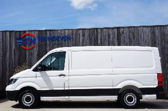 Schadeauto Volkswagen Crafter 2.0 TDi L3H1 Airco Cruise Trendline Trekhaak 103KW Euro 6 2019/1