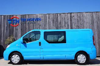 Coche accidentado Renault Trafic 2.0 DCi Lang Dubbele Cabine Airco Trekhaak 66KW Euro 4 2007/2