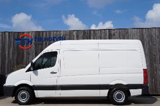 Vaurioauto  passenger cars Volkswagen Crafter 2.0 TDi L2H2 Airco Cruise PDC Geveerde stoel 80KW Euro 5 2014/8