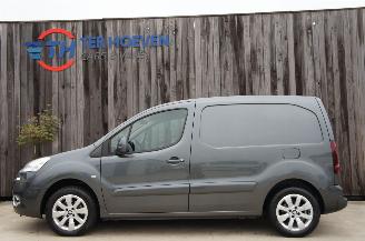 Unfallwagen Peugeot Partner 1.6 e-HDi L1H1 Airco Navi Cruise Trekhaak 66KW Euro 5 2014/2