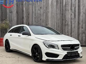 Mercedes Cla-klasse 180 Shooting Brake AMG-Line Panorama Unfall picture 3