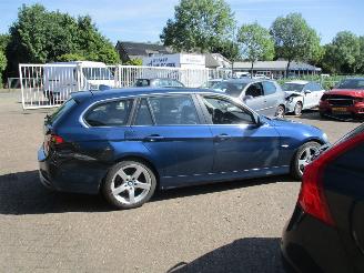 BMW 3-serie Touring 325i Aut Executive picture 8