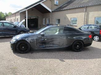 BMW 3-serie 335XI COUPE picture 4