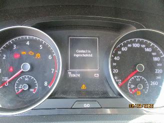 Volkswagen Golf 1.0 TSI TrendLine 5drs picture 28