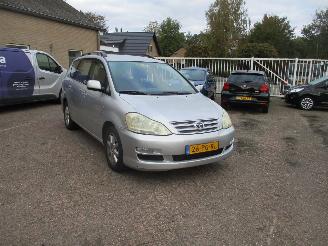 Schadeauto Toyota Avensis-verso 2.0 i Linea Sol 6P 2007/4
