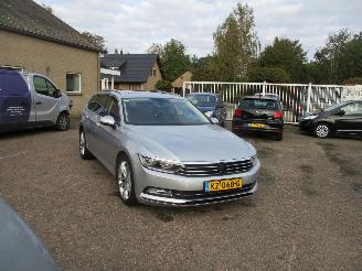 Auto incidentate Volkswagen Passat 1.4 TSI Connected Series REST BPM 1000 EURO !!!!! 2017/1