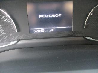 Peugeot 208 1.2 PureTech Active NAP picture 17