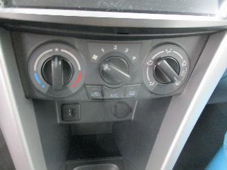 Suzuki Swift 1.2 Base X-ite picture 21