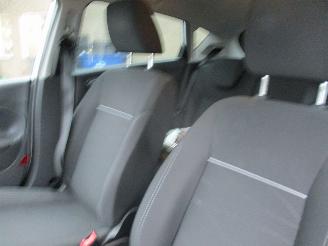 Ford Fiesta 1.0 Style 5drs picture 21