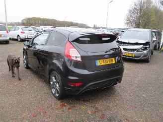 Ford Fiesta 1.6 ST2 picture 5