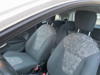 Ford Ka 1.2 Cool&Sound Airco NAP picture 12
