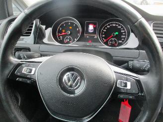 Volkswagen Golf 1.2 TSI HighLine Aut NAP picture 22