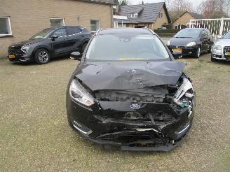 Ford Focus 1.5 Titanium Automaat wagon picture 2