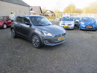 skadebil auto Suzuki Swift 1.0 Stijl Smart Hybrid NAP REST BPM 800 EURO !!!! 2020/3