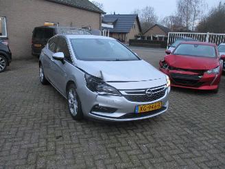 Voiture accidenté Opel Astra 1.0 Online ED NAP REST BPM 600 EURO !!!!! 2019/1