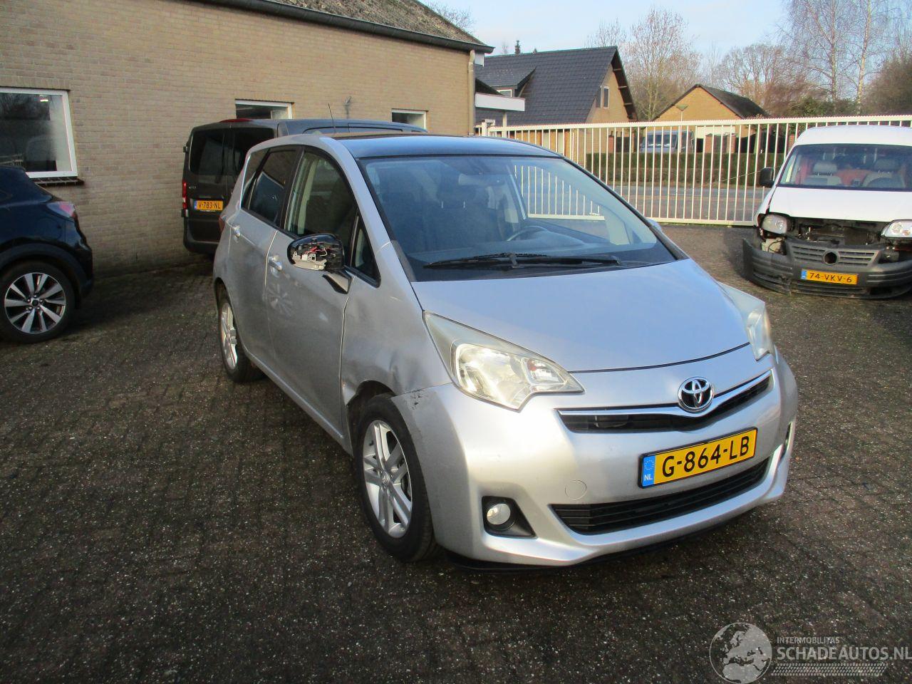 Toyota Verso S 1.3 VVT-i Aspiration Aut Pano