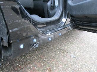 Peugeot 2008 1.5 BlueHD BL ALL picture 15