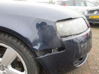 Audi A4 Cabriolet 2.4 V6 Exclusive Aut picture 17