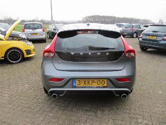 Volvo V-40 2.0 D4 R-Design Business picture 6