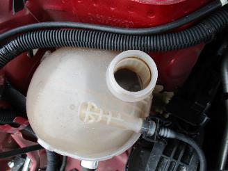 Peugeot 208 1.2 PureTech Allure picture 15