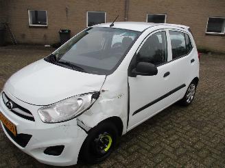 Hyundai I-10 1.1 Pure picture 3