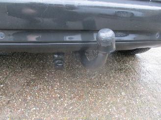 Peugeot 2008 1.2 PT BL Executive picture 28