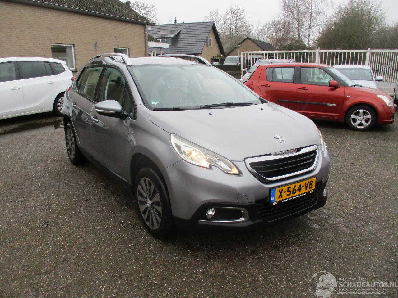 Peugeot 2008 1.2 PT BL Executive