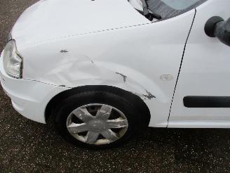 Dacia Logan MCV 1.6 MPI Ambiance picture 16